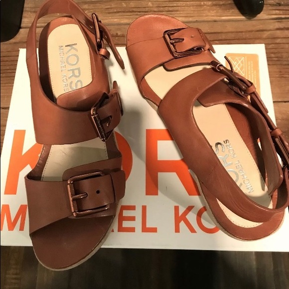 KORS MichaelKors Zoe2 Band Flatform Leather Sandal main image 4